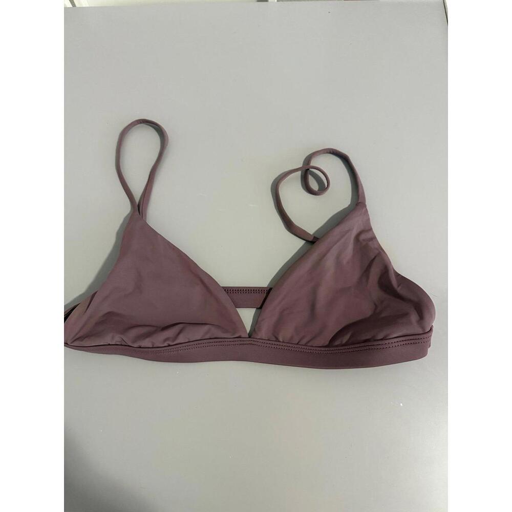 Dippin’ Daisy’s swim top size medium (no pads)